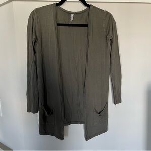 Women’s Olive Green Open Front Cardigan Sweater Size XS